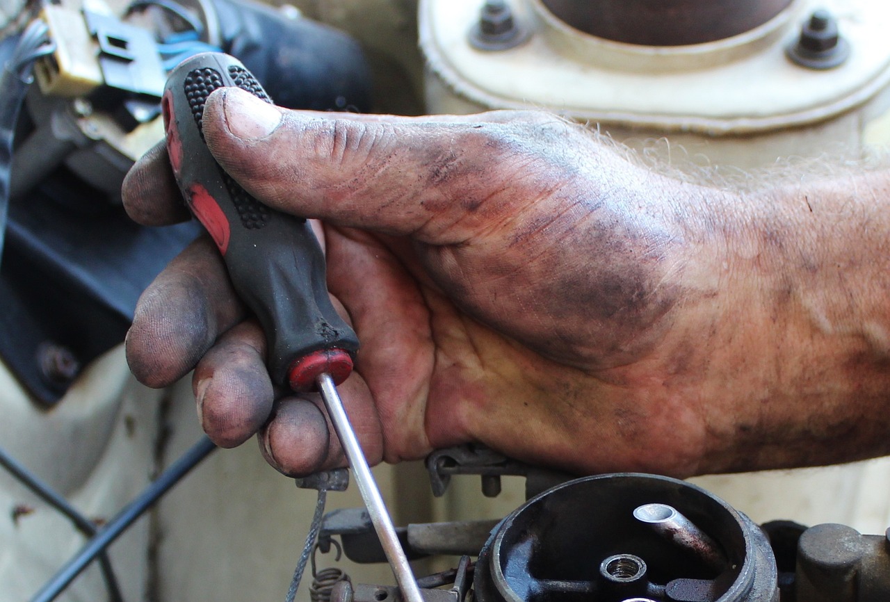 Mechanic Shop Photo
